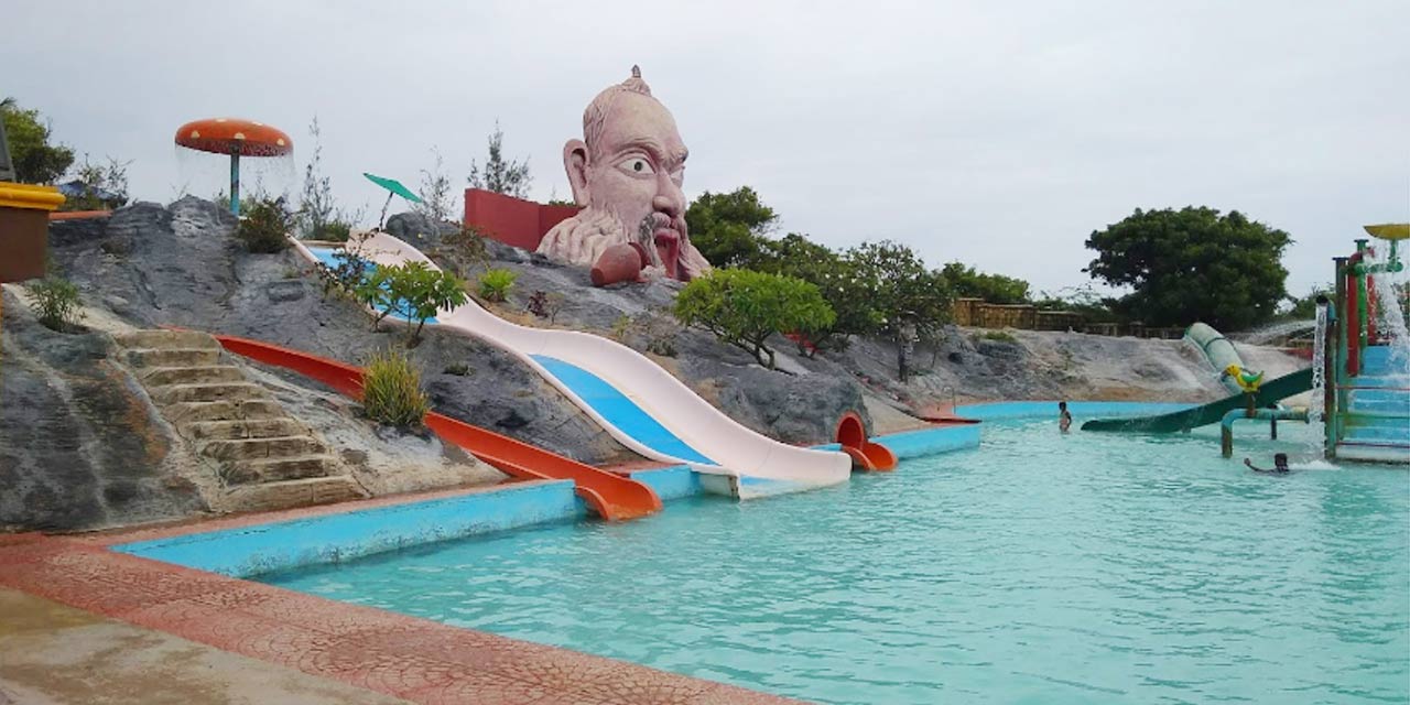 Baywatch Theme Park